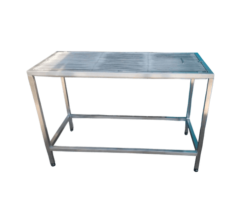 Mesa de Preparación con Rejilla